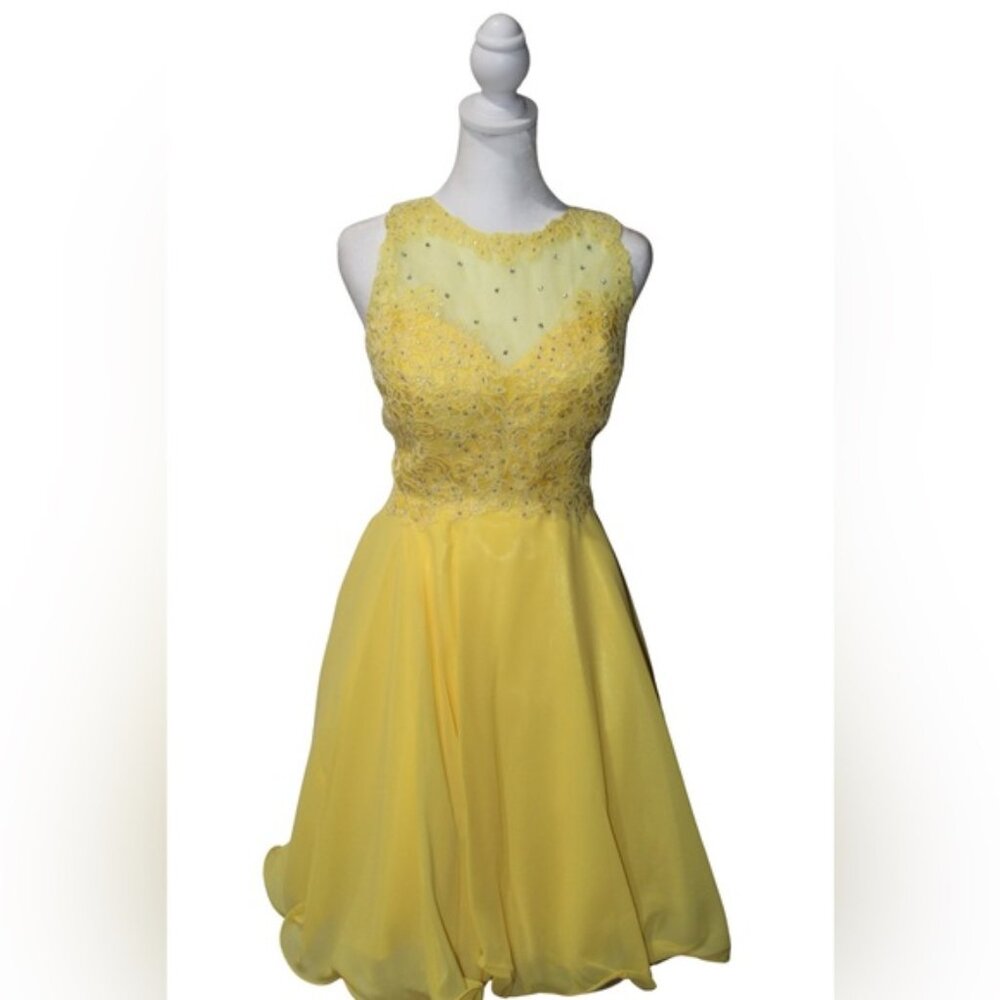 Yellow short dress size large Poly usa brand homecoming, graduation, spring